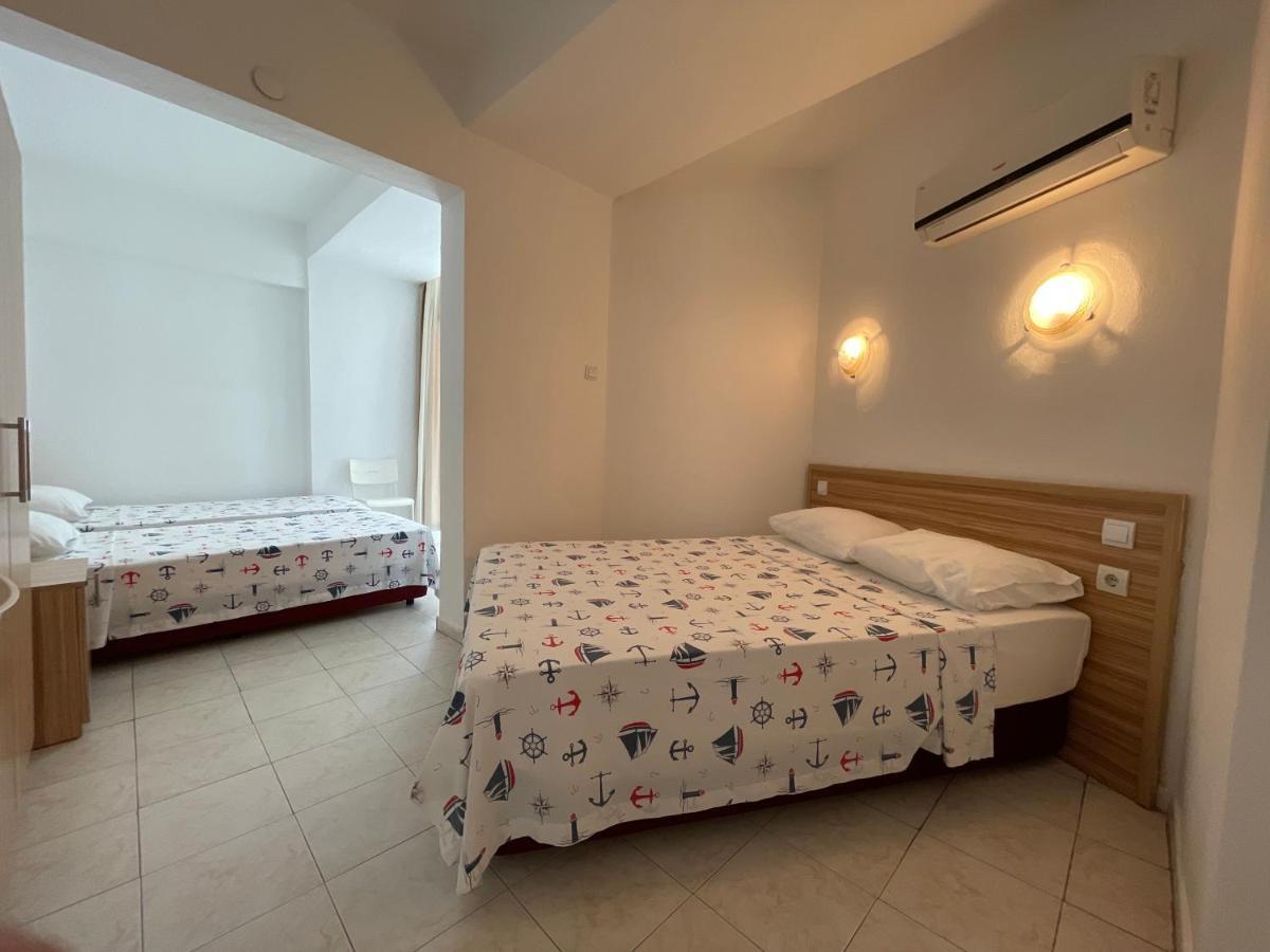 Otel Status 2*